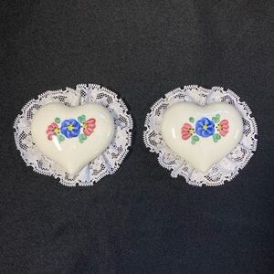 ⭐️ Vintage Home Interiors White Ceramic Lace Trim Floral Puffed Heart Ornaments